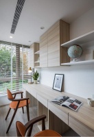 华府板材：当你还在纠结要不要定制衣柜时，别人已经开始定制书桌了