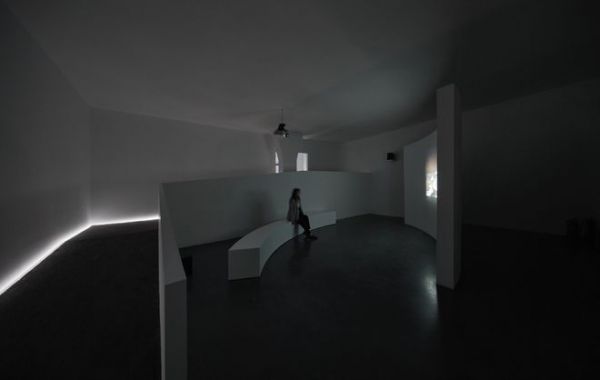 幻想的诗学影像艺术展览空间设计| KiKi建筑设计