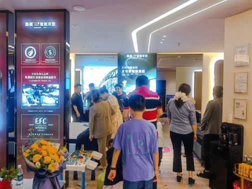 路福阜阳开业活动圆满成功!明星助阵,惠动全城!