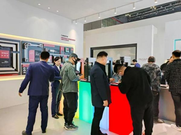 维朗迪迪集团亮相2024上海建博会 旗下高端品牌帕豪系统门窗惊艳首秀