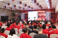 TATA木门营销大会召开，纵瑞原现场强调要坚持内部创新