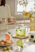 小熊电器职场轻养提案：全玻璃养生壶让打工人找到自己的快充方式