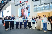 2025中国建博会“公装设计行”探展TATA木门：场景革命与静音科技的深度碰撞