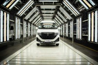 金杯全系焕新产品正式下线 推出至高1.5万元预售权益