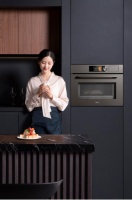 加速厨房迭代升级，美的智能嵌入式微蒸烤一体机R5破局中国厨居空间新革命