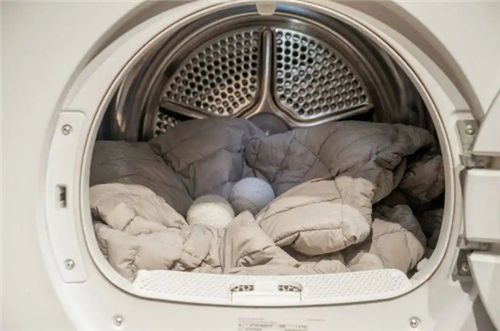 浸泡清洗羽绒服步骤图