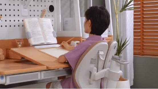 春季护眼黄金期,光明园迪助孩子拥抱清晰视界