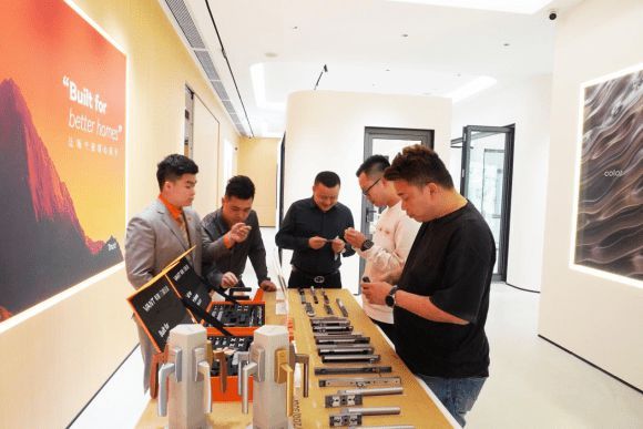 CMECH旗下品牌VANT韦得与好时光门窗达成战略合作,共筑门窗智造新标杆