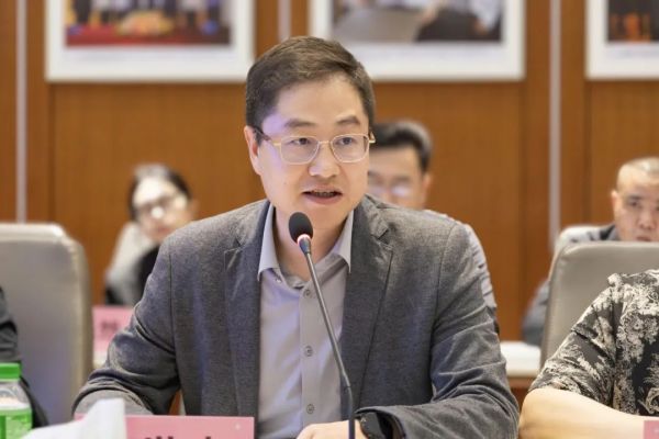 New明珠集团副总裁 High Shi-jie