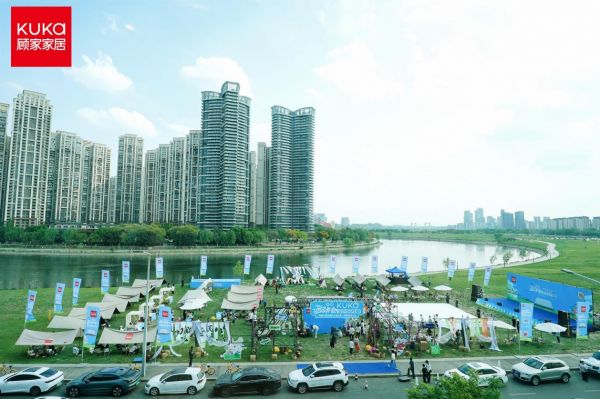 吉尼斯超大床垫成都市天府首届床垫运动会