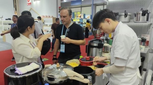 International buyers experiencing Chongshun Electrical products