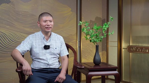 古森红木董事长吴飞阳