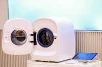 “小熊滚筒智洗舱：创新洗护，品质生活一步到位”