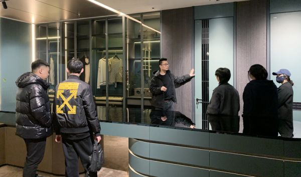室内设计学员参观家居展厅活动图片6