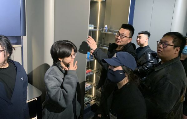 室内设计学员参观家居展厅活动图片8