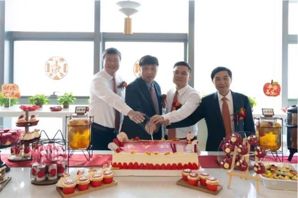 西卡BFM·中国总裁徐英先生发表讲话