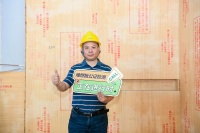 “冯军谈兔宝宝难燃板检测：多方合作强化建筑防火”