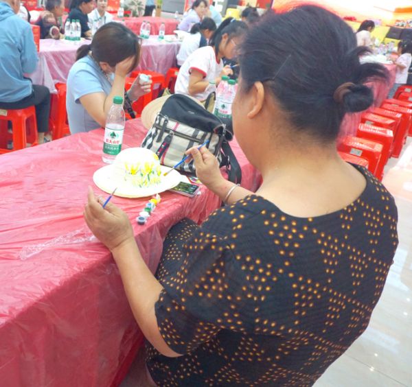 QuanYou Furniture Family Participation