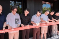 嘉斯顿新品发布与旗舰店开业，逆势增长传奇揭晓