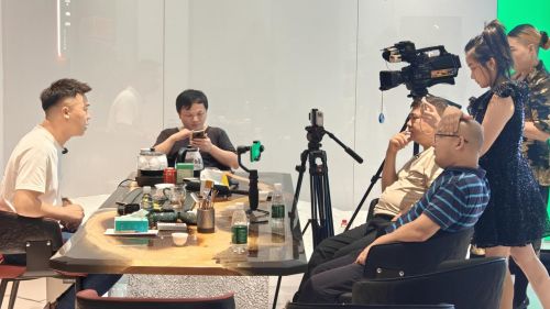 设计师联名专区
