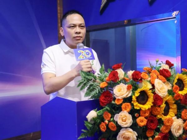 美加德尚门窗董事长胡振深开营仪式致辞