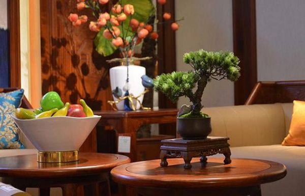 Zhuomu Wang Redwood Furniture