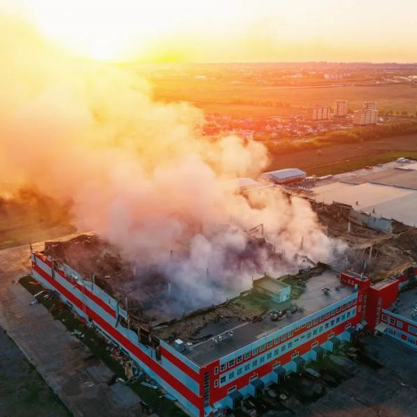新明珠绿材抗爆板系统应用