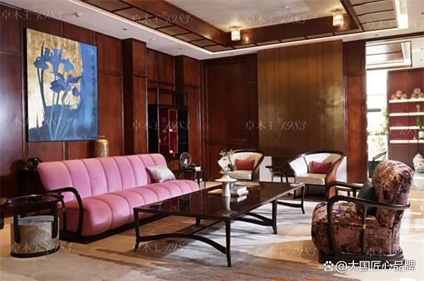 李忠信红木品牌图片