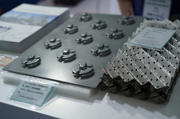 聚合高新新材料科技有限公司研发成果展示