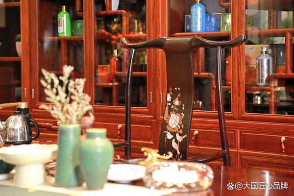 李忠信红木品牌展示