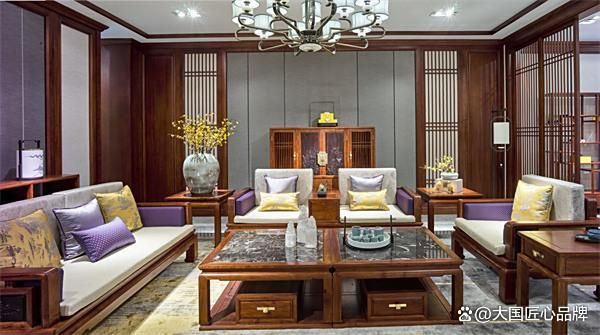李忠信红木品牌展示