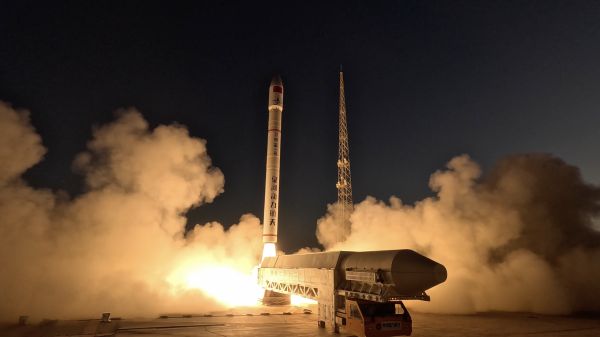 云遥一号27星发射图