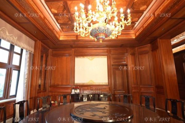 Zhuomu Wang Redwood Furniture Dining Room Case: Wood Tone and Grand Banquet