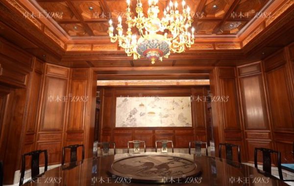 Zhuomu Wang Redwood Furniture Dining Room Case: Wood Tone and Grand Banquet