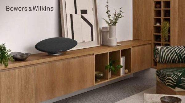 Bowers & Wilkins Zeppelin Pro Flying Boat Speaker