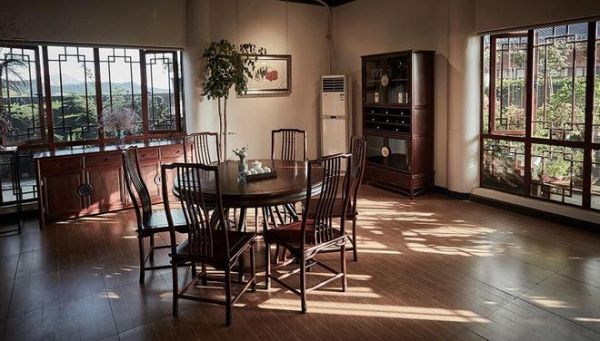 李忠信红木品牌介绍