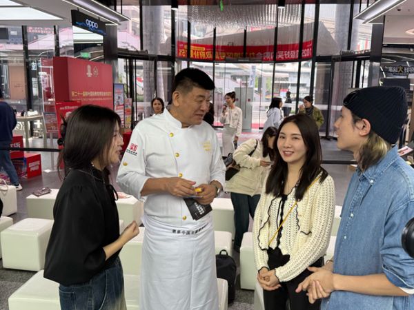 JD Kitchenware and Shiyazi Collaboration Image