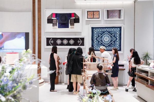 爱涂妆助力中国设计未来,以数字科技共创空间美学新范式