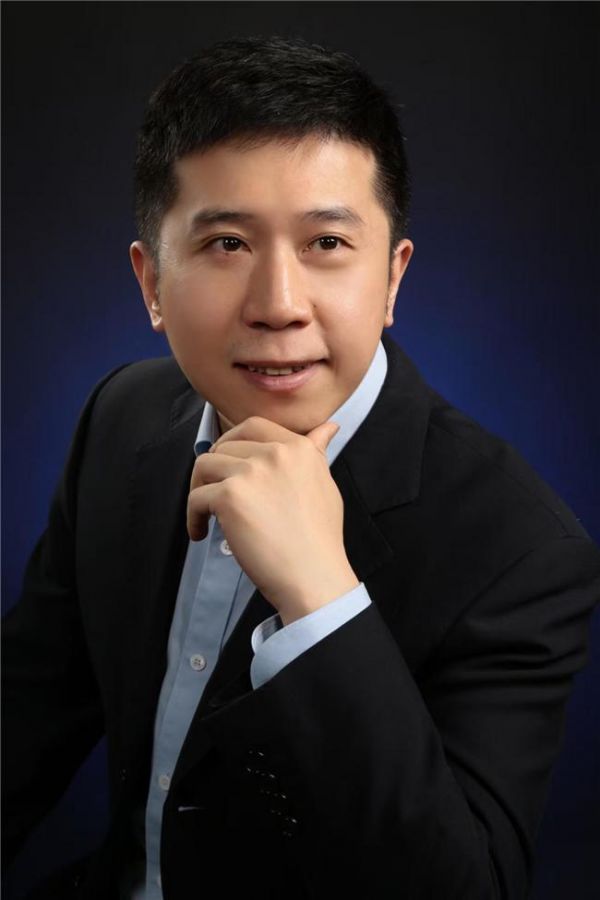 曲美智家联合创始人&CEO王欣