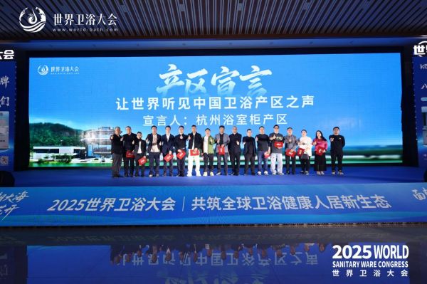 朗镜镜柜灵活层架设计