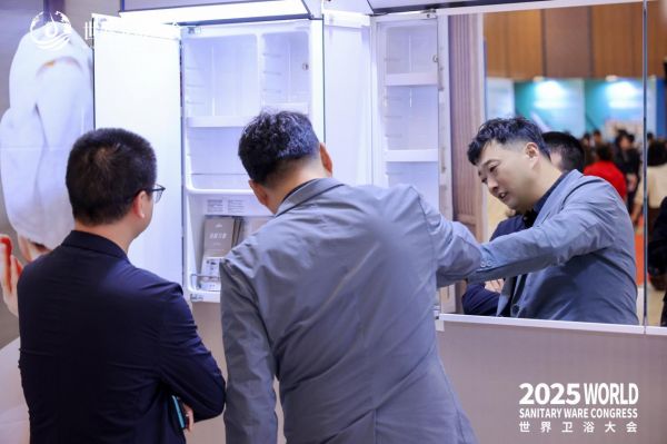 朗镜镜柜多元开启方式