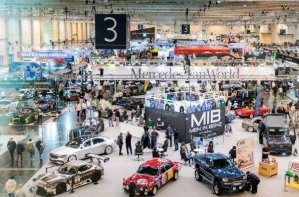 冠蝶汽车膜在德国埃森汽车展上的展示