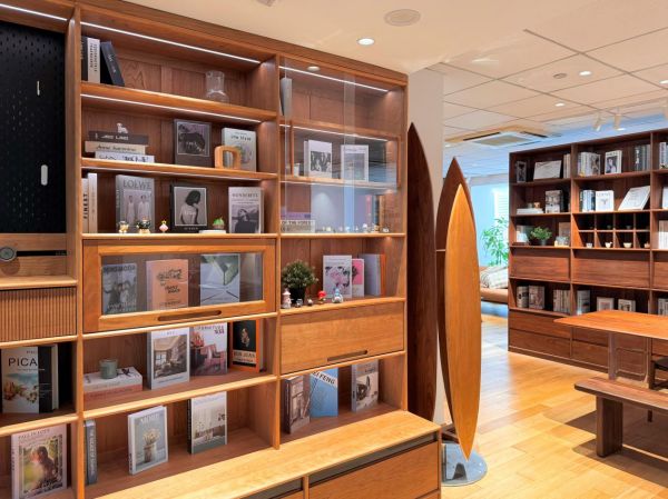 良禽佳木团队与客户互动