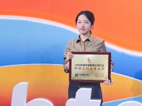 双冠荣耀，冠雅健康照明揽两大行业大奖